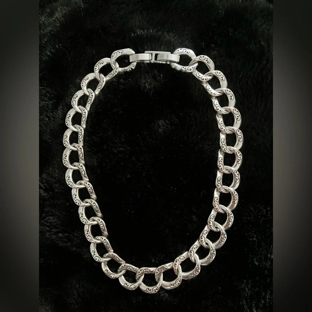 Brighton 💕 Beautiful Engraved on Front and Back Chain Link Necklace w/ Wrapping - Picture 7 of 9